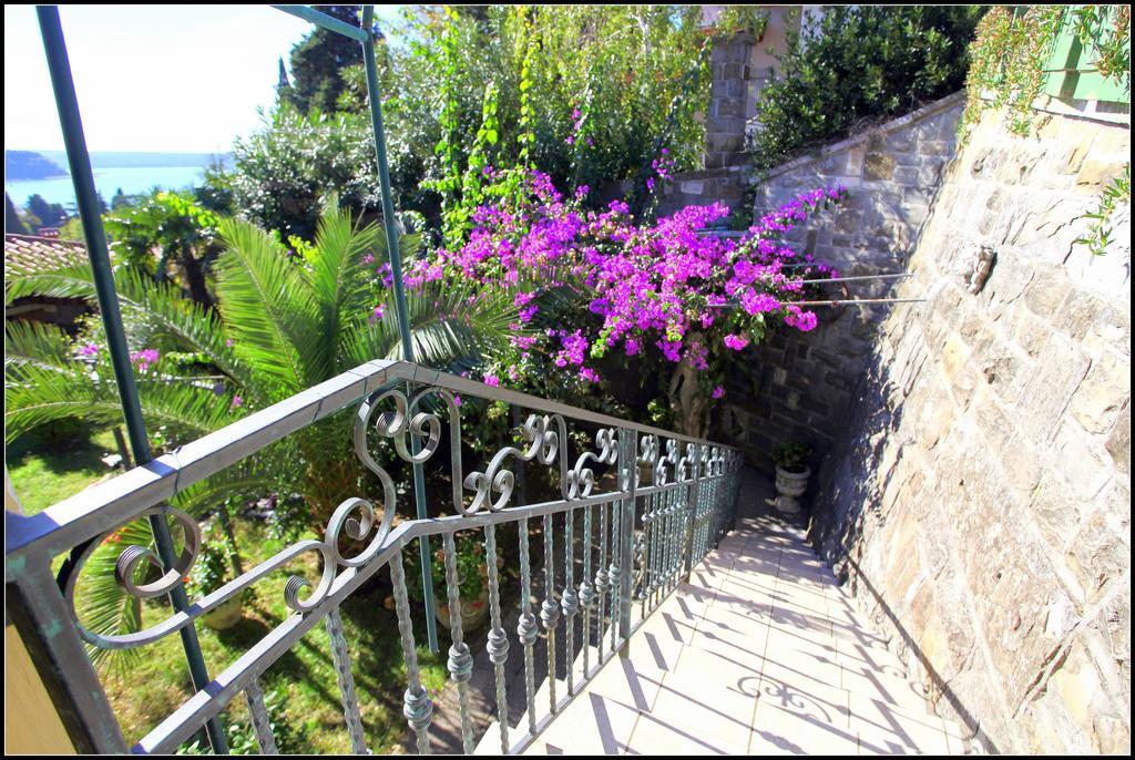 Champagne Apartments Portoroz Vp Exterior photo