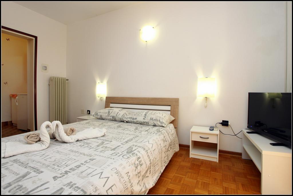 Champagne Apartments Portoroz Vp Exterior photo